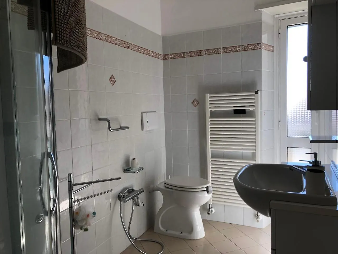 Capitan Gino Apartment San Bartolomeo Al Mare Italy